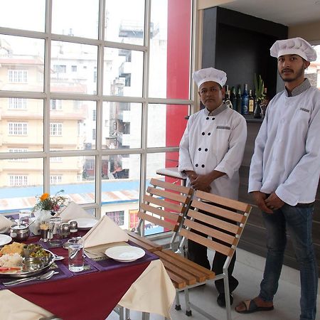 Hotel Himalaya Hub Катманду Экстерьер фото