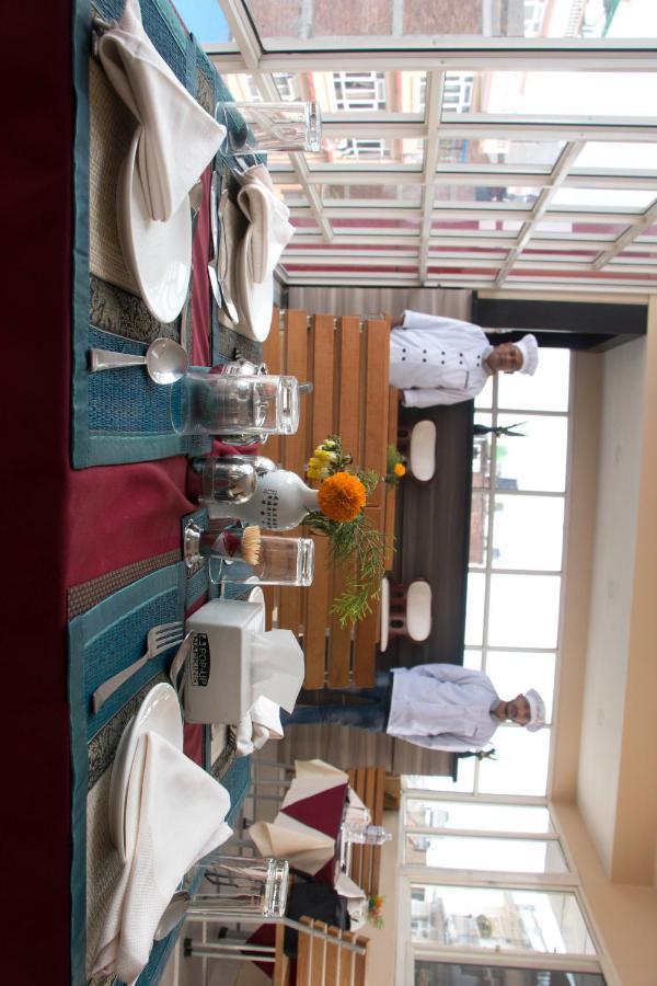 Hotel Himalaya Hub Катманду Экстерьер фото