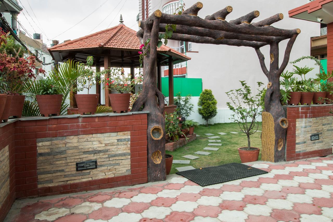 Hotel Himalaya Hub Катманду Экстерьер фото