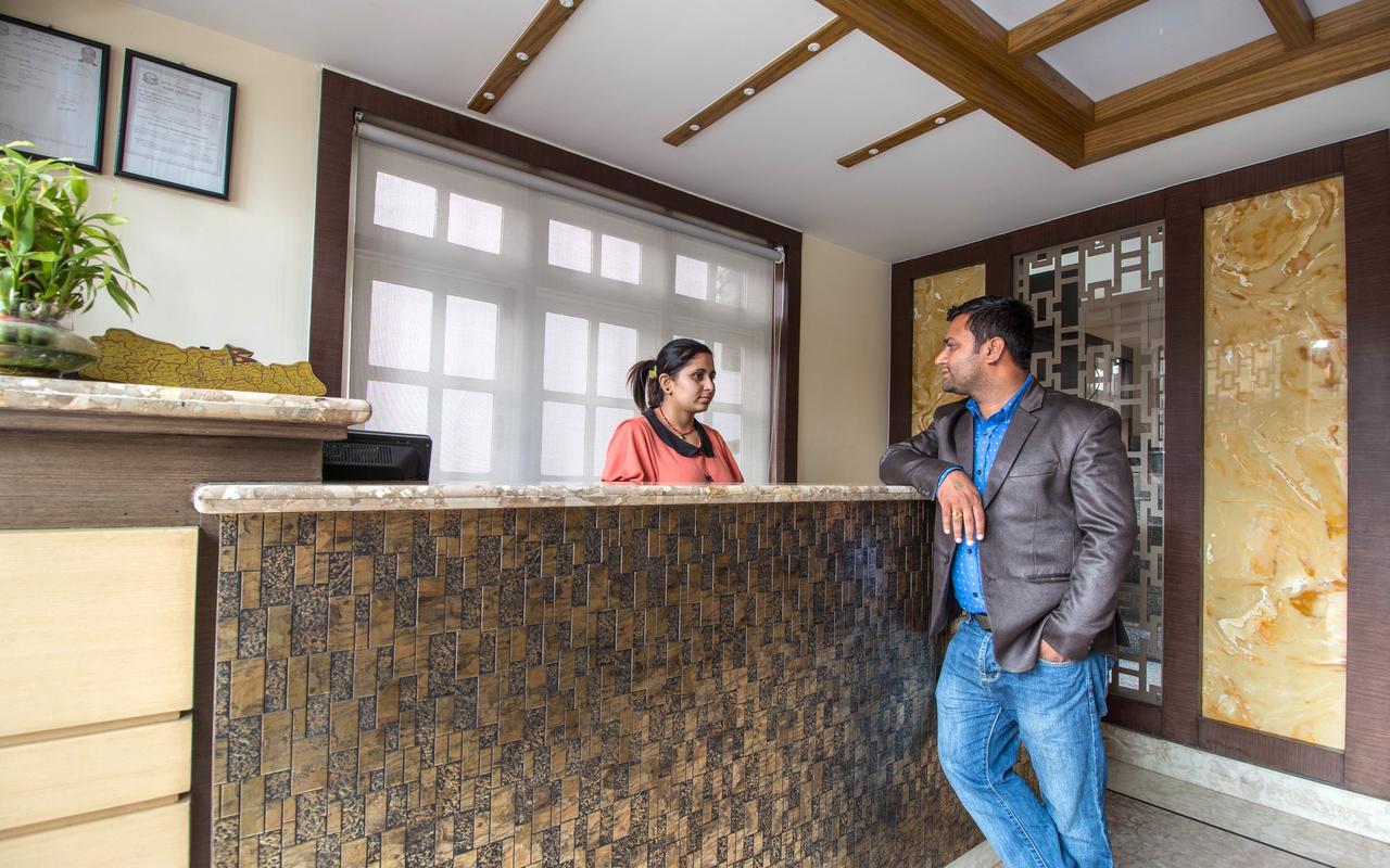Hotel Himalaya Hub Катманду Экстерьер фото