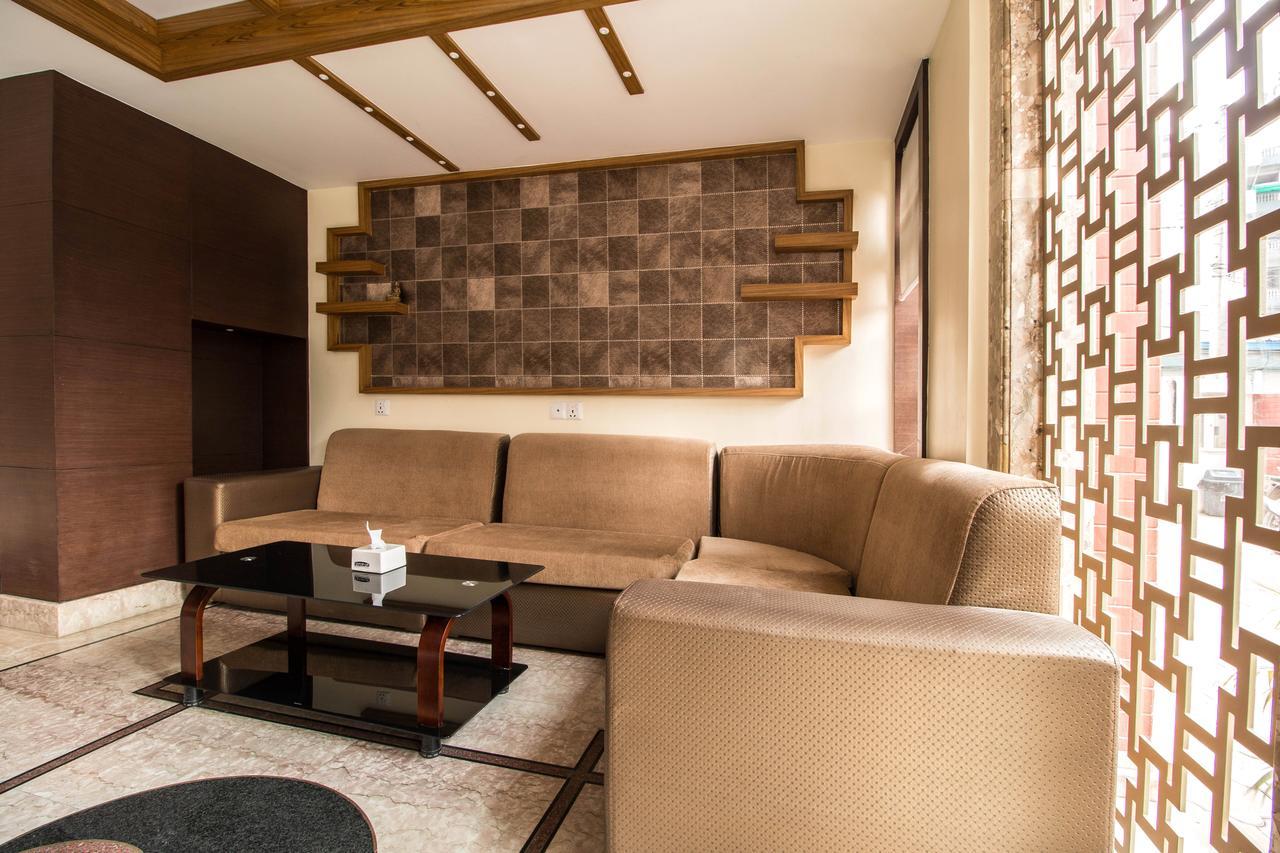 Hotel Himalaya Hub Катманду Экстерьер фото